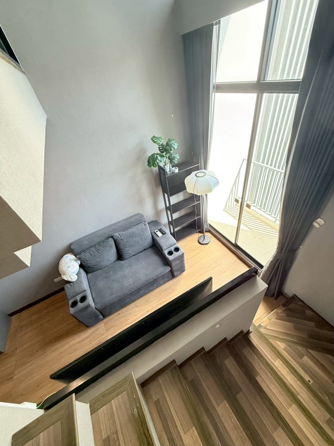 ปล่อยเช่า Beyond Sukhumvit | Duplex 2 ชั้น ห้องสวย พร้อมอยู่