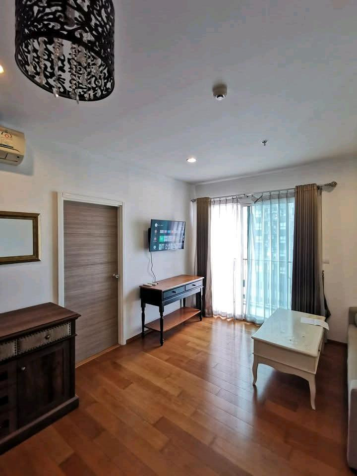 🏢✨ ให้เช่า Hive Taksin | ไฮฟ์ ตากสิน ✨🏢 🚝 ติด BTS วงเวียนใหญ่ เดินทางเข้าเมืองง่าย 💎 ห้องใหญ่ 51 ตร.ม. แต่งหรู Fully Furnished พร้อมอยู่! 🔥 พิเศษเพียง 16,000 บาท/เดือน 🔥 📌 สัญญา 1 ปี 🏢✨ ให้เช่า Hive Taksin | ไฮฟ์ ตากสิน ✨🏢 🚝 ติด BTS วงเวียนใหญ่ เดินทางเข้าเมืองง่าย 💎 ห้องใหญ่ 51 ตร.ม. แต่งหรู Fully Furnished พร้อมอยู่! 🔥 พิเศษเพียง 16,000 บาท/เดือน 🔥 📌 สัญญา 1 ปี
