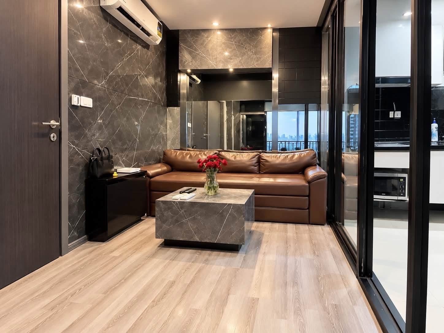 🔥Rent at  The Base Park East  🔥1BR 1BR.🔥 16,000🔥30sqm. 🔥Floor7