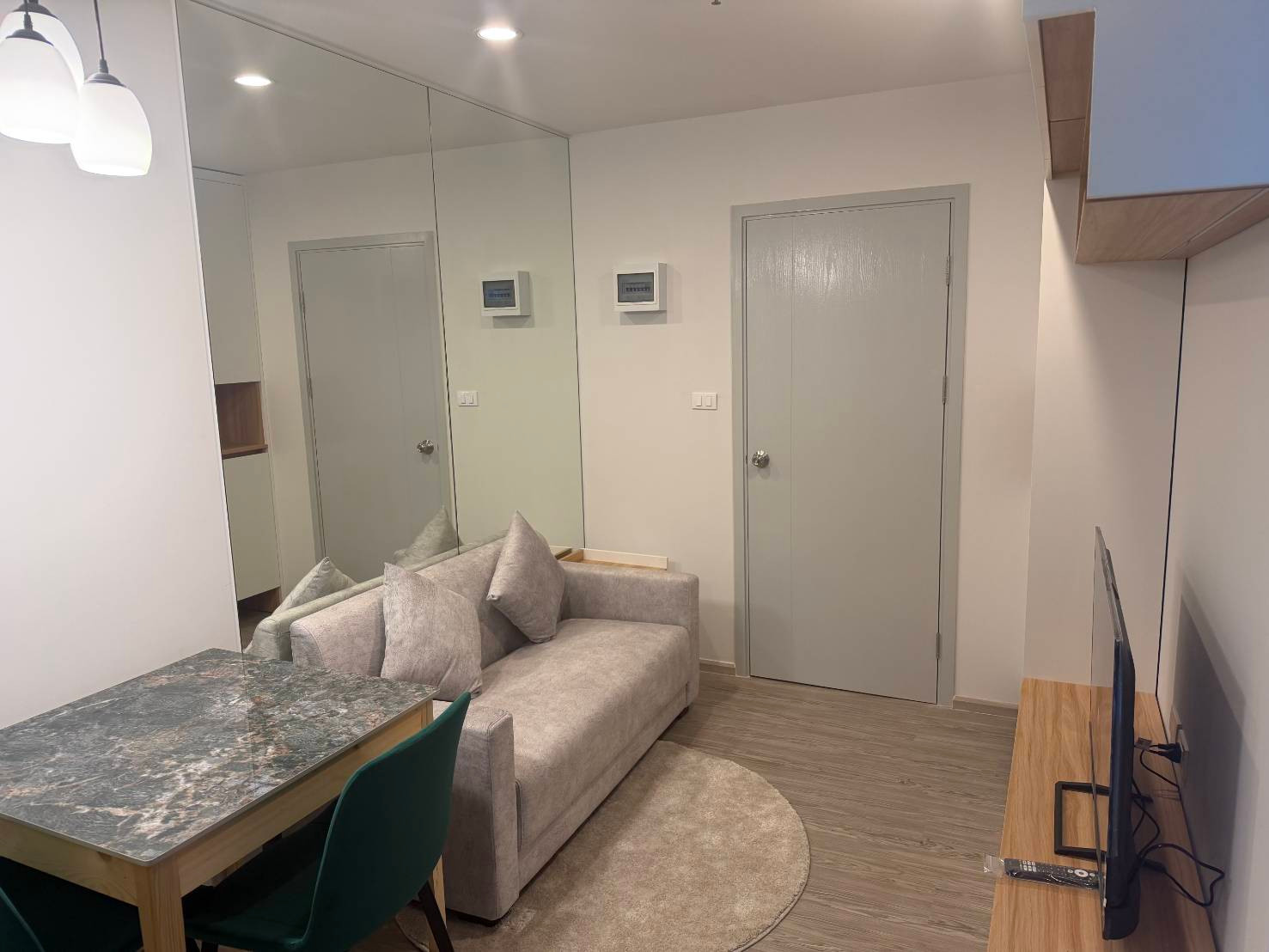 👑✨ Regent Home Wutthakat (รีเจ้นท์ โฮม วุฒากาศ) 👑✨ คอนโด High-Rise ทำเลดี ติดถนนราชพฤกษ์ ใกล้ถนนวุฒากาศ เดินทางสะดวก ห่างจาก BTS วุฒากาศเพียง 180 เมตร – รูปที่ 2