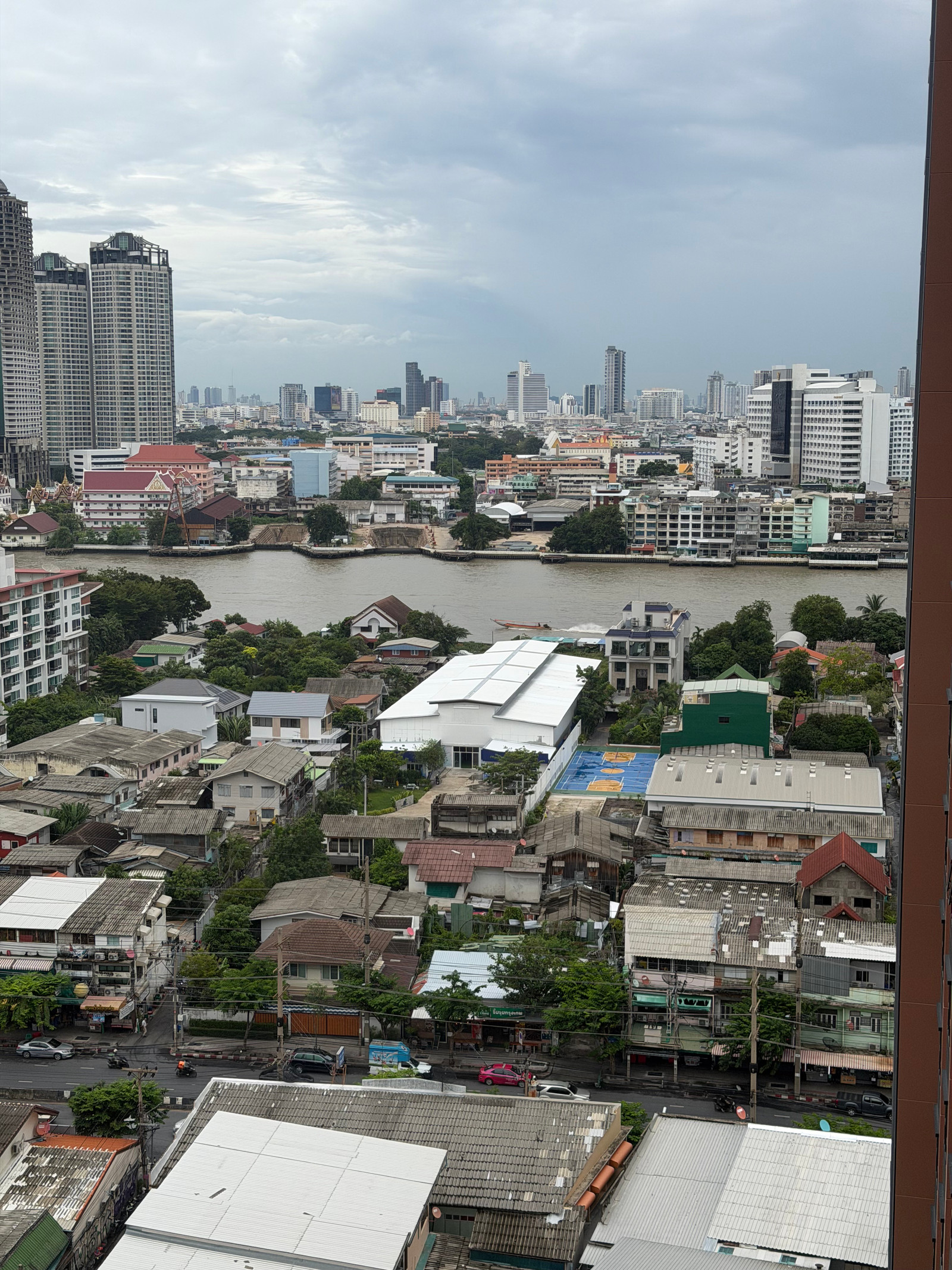 ขายดาวน์ life charoennakorn sathorn วิวแม่น้ำ ชั้นสูง 2 นอน 42 ตร.ม. ตำแหน่งนี้ห้องโครงการขายหมดแล้ว ราคา 5.3 ลบ. Tel.0999659461 ขายดาวน์ life charoennakorn sathorn วิวแม่น้ำ ชั้นสูง 2 นอน 42 ตร.ม. ตำแหน่งนี้ห้องโครงการขายหมดแล้ว ราคา 5.3 ลบ. Tel.0999659461