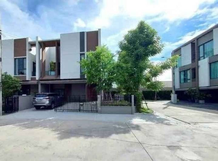 ให้เช่าบ้านกลางเมือง ลาดพร้าว 101 ให้เช่าบ้านกลางเมือง ลาดพร้าว 101