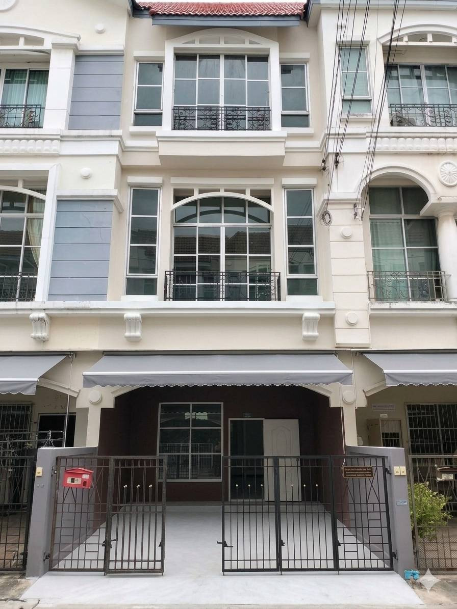 Vายทาวน์โฮม 3.5 ชั้น บ้านกลางเมืองลาดพร้าว71โครงการ2 ติดถนนใหญ่ ทำใหม่ทั้งหมด นอกใน ห้องน้ำ!!! Vายทาวน์โฮม 3.5 ชั้น บ้านกลางเมืองลาดพร้าว71โครงการ2 ติดถนนใหญ่ ทำใหม่ทั้งหมด นอกใน ห้องน้ำ!!!