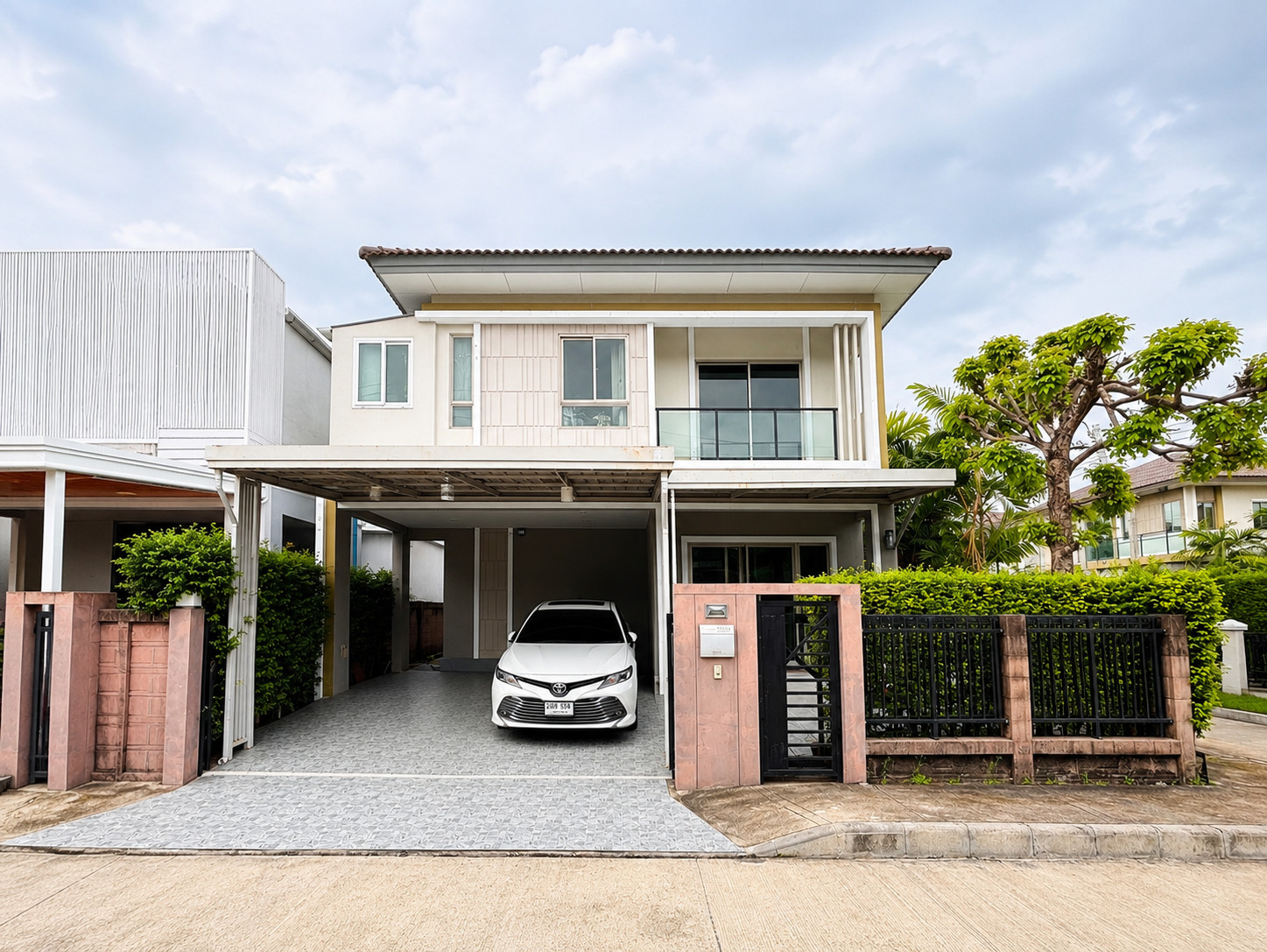 Selling a house at a loss!! Single house Pattanakarn 38 The Plant Estique House for sale!! Pattanakarn38 The Plant Estique Selling a house at a loss!! Single house Pattanakarn 38 The Plant Estique House for sale!! Pattanakarn38 The Plant Estique