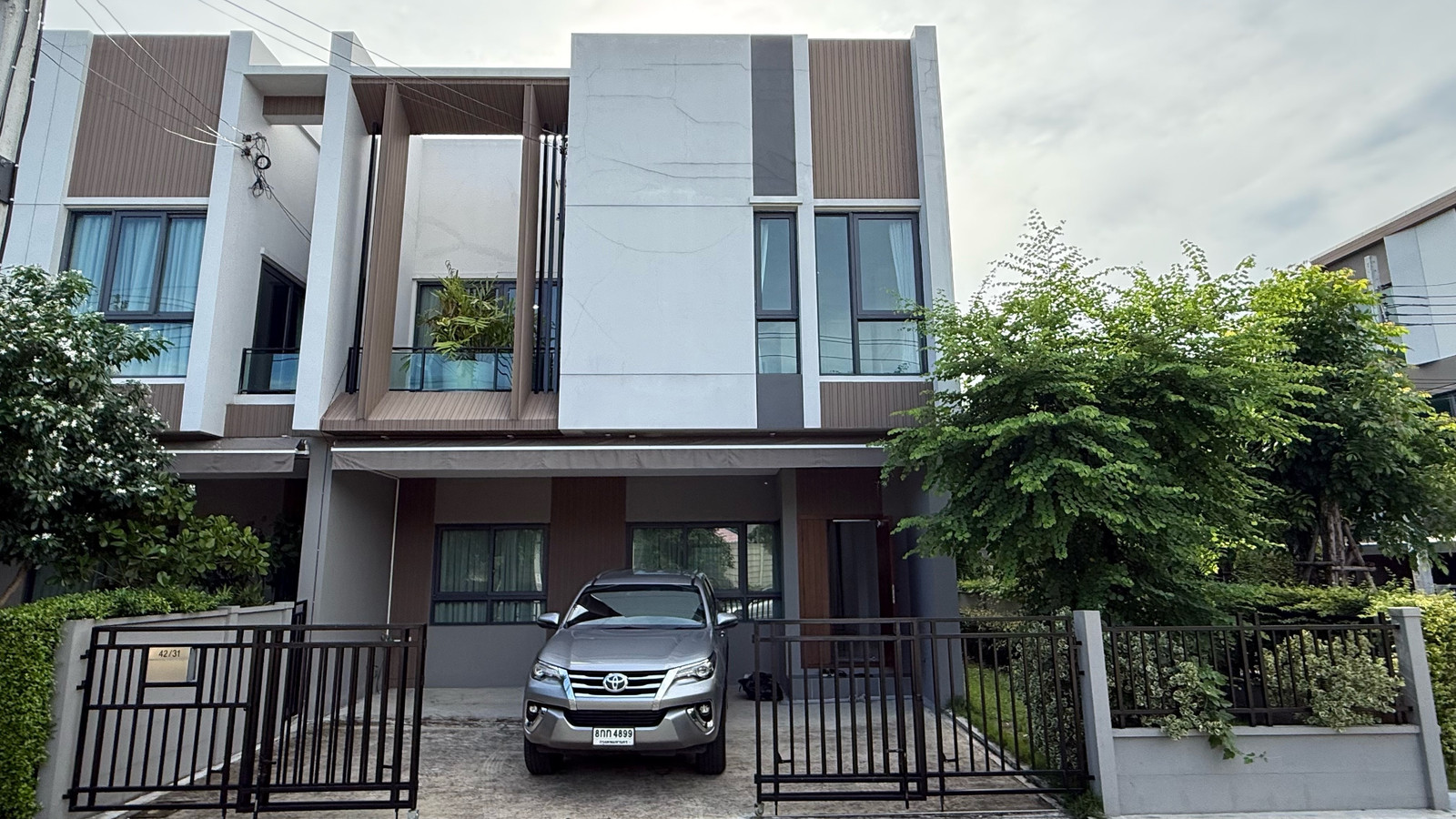 ให้เช่าบ้านกลางเมือง ลาดพร้าว 101