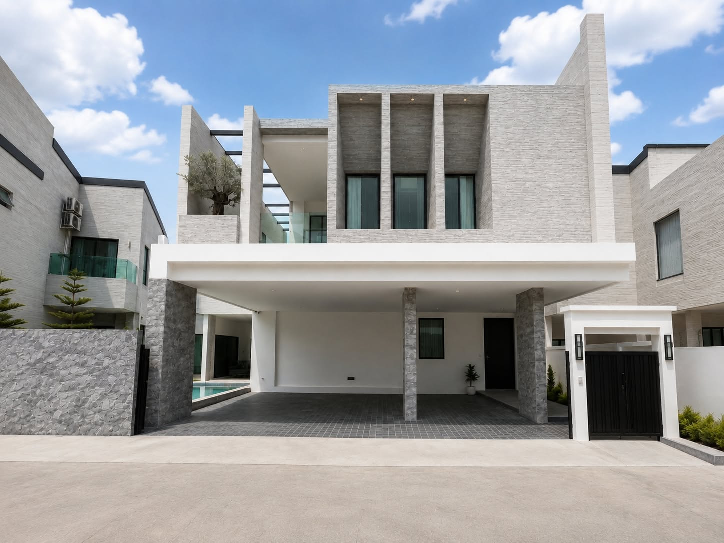 🏡 ขาย 𝗧𝗵𝗮𝗺𝗯𝗲𝗿 𝗯𝘆 𝗦𝗽𝗮𝗰𝗲𝗽𝗲𝗿𝗳𝗲𝗰𝘁 𝗟𝗨𝗫𝗨𝗥𝗬 𝗣𝗢𝗢𝗟 𝗩𝗜𝗟𝗟𝗔 | บ้านหรูพร้อมสระว่ายน้ำส่วนตัว | 5 ห้องนอน | พื้นที่ใช้สอย 397 ตร.ม. ✨