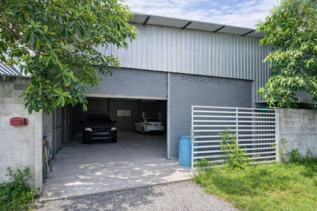 Thai Human Imagery Museum 650m. Warehouse office 3bath 100sq.wa. 400sq.m. 1bed Phanwadi Witthaya Sch Thai Human Imagery Museum 650m. Warehouse office 3bath 100sq.wa. 400sq.m. 1bed Phanwadi Witthaya Sch