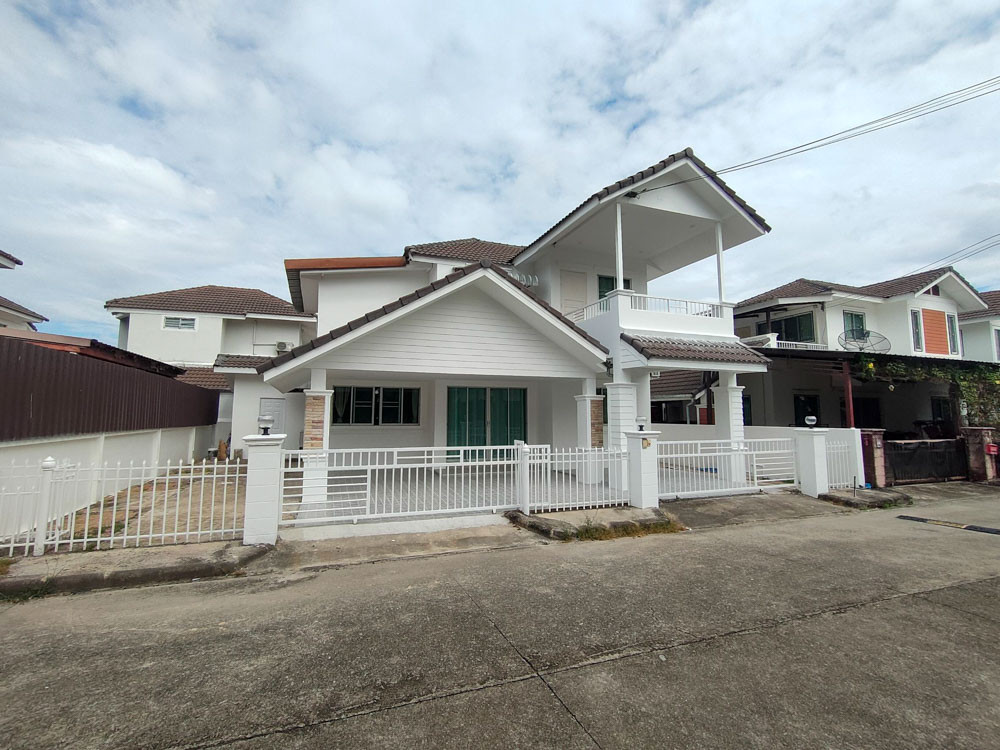HOUSE FOR RENT | Near Mae Kuang–Tha Ruea | Chiang Mai–Doi Saket Road Over 220 sq.m. Usable Area | 4 Bedrooms | 2 Large Kitchens | Fully Furnished