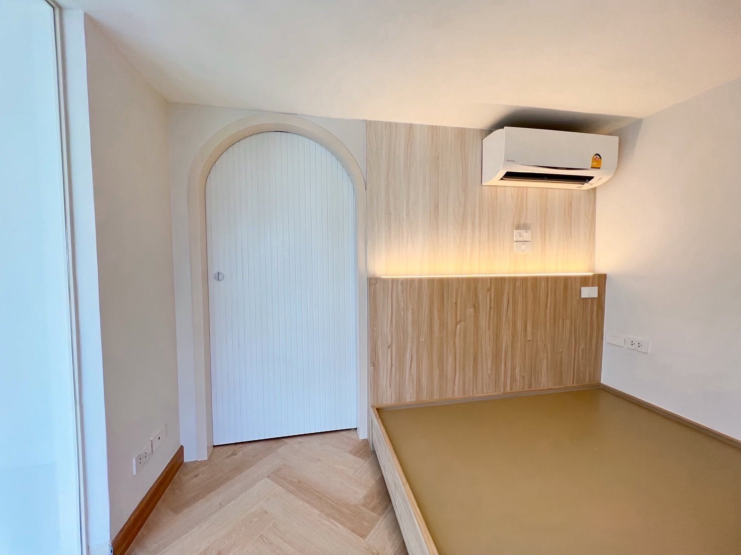 Knightsbridge space รัชโยธิน ห้อง Duplex เป็นคอนโด 2 ชั้น / มีชั้นลอย ติด BTS พหลโยธิน 24 ติดแบบอยู่หน้าคอนโดเลย – รูปที่ 3