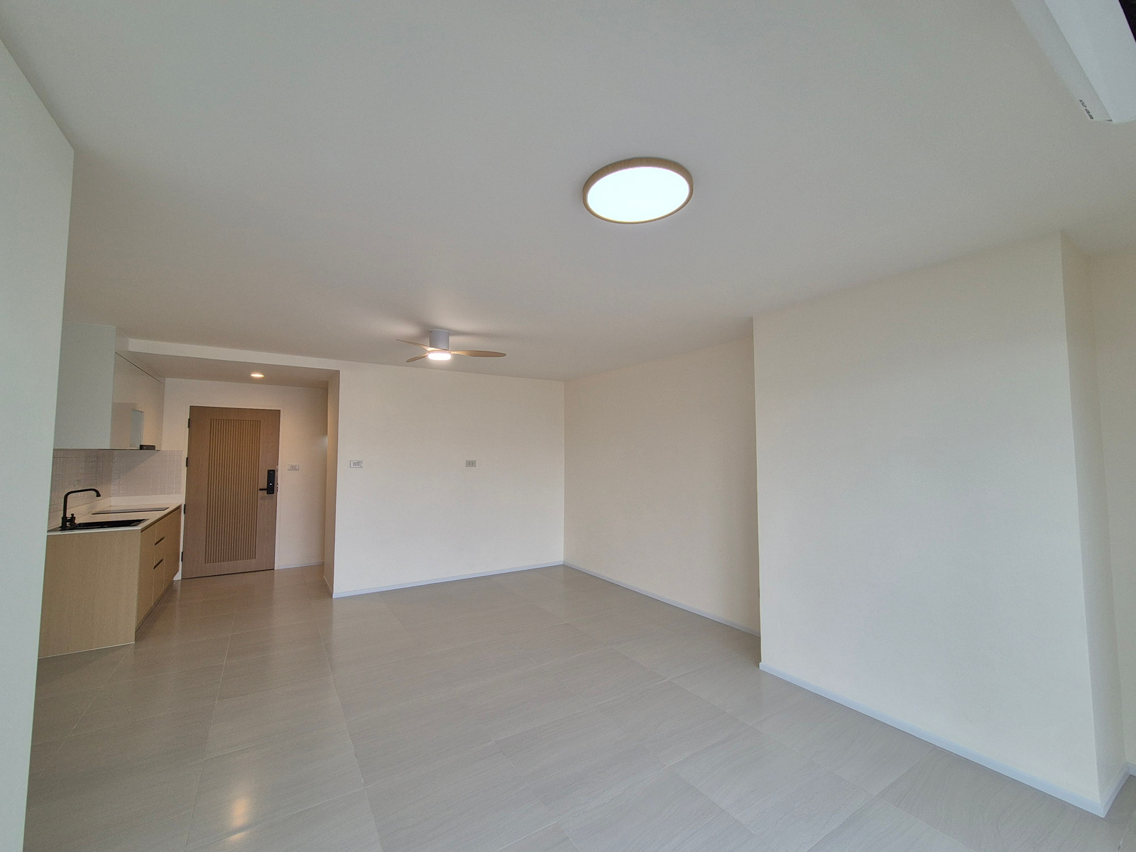 Condo for sale PST Condo Ville Tower 2, Soi Nonsi 14, studio room, 6th floor, usable area 43 sq m, 1 bathroom, 1 balcony, city view, price 2.2 million baht. Contact 086-9823056 Pranisa or 084-5509497 Tim for more information. And are happy to make an appo – รูปที่ 2