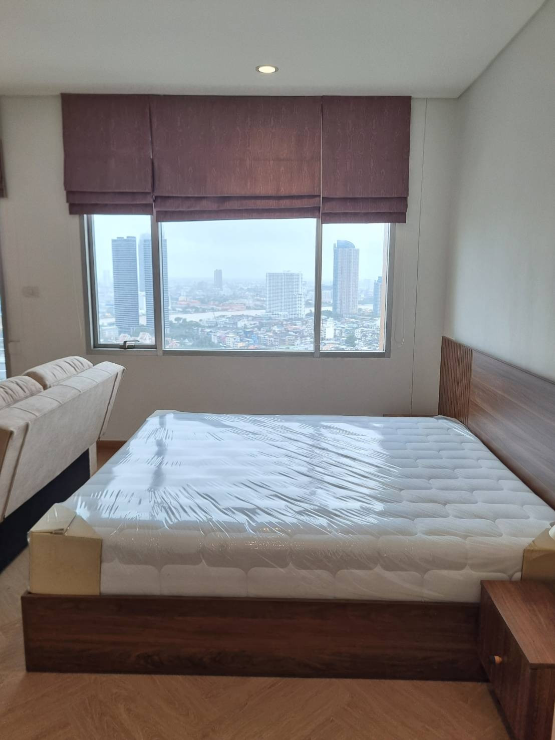 🥝🥝 (with washing machine) Condo for rent, Villa Sathorn 🥝🥝 31st floor, size 42 sq m., fully furnished, river view, with washing machine. 🥝🥝 (with washing machine) Condo for rent, Villa Sathorn 🥝🥝 31st floor, size 42 sq m., fully furnished, river view, with washing machine.