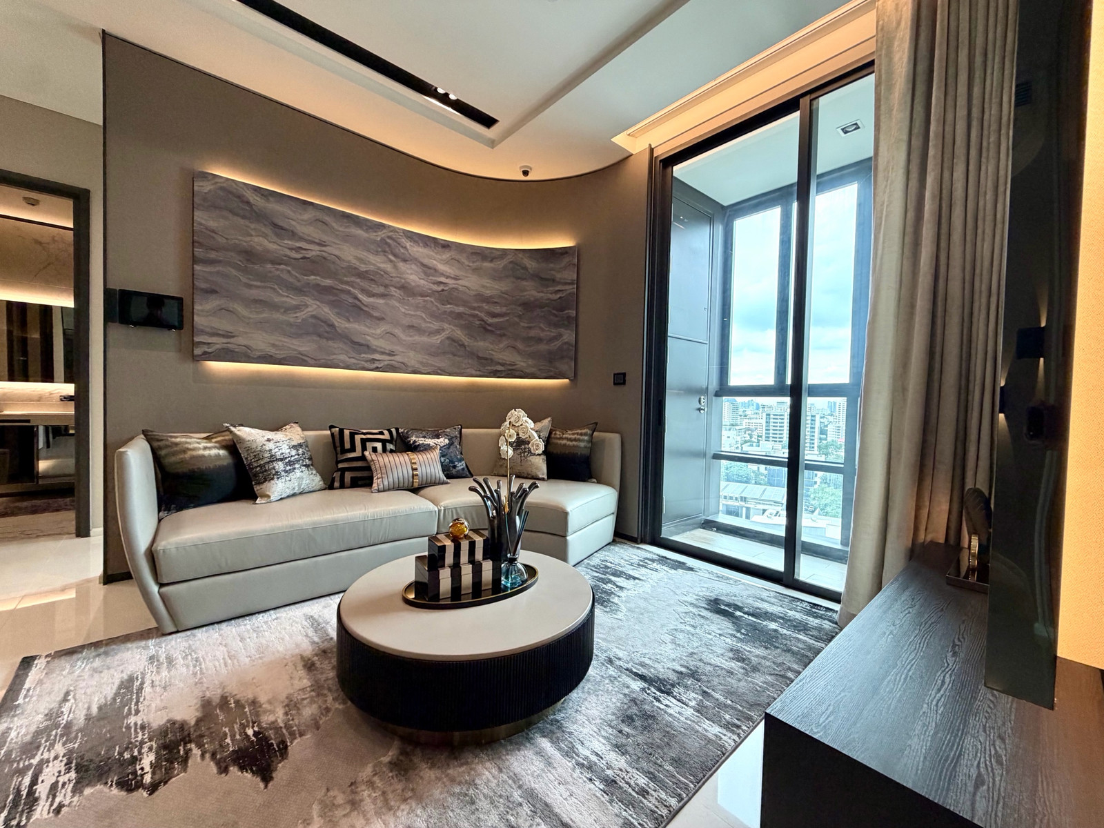 This is the picture you actually get. Because it really is this unit, this price is real. Call 0946503223 This is the picture you actually get. Because it really is this unit, this price is real. Call 0946503223