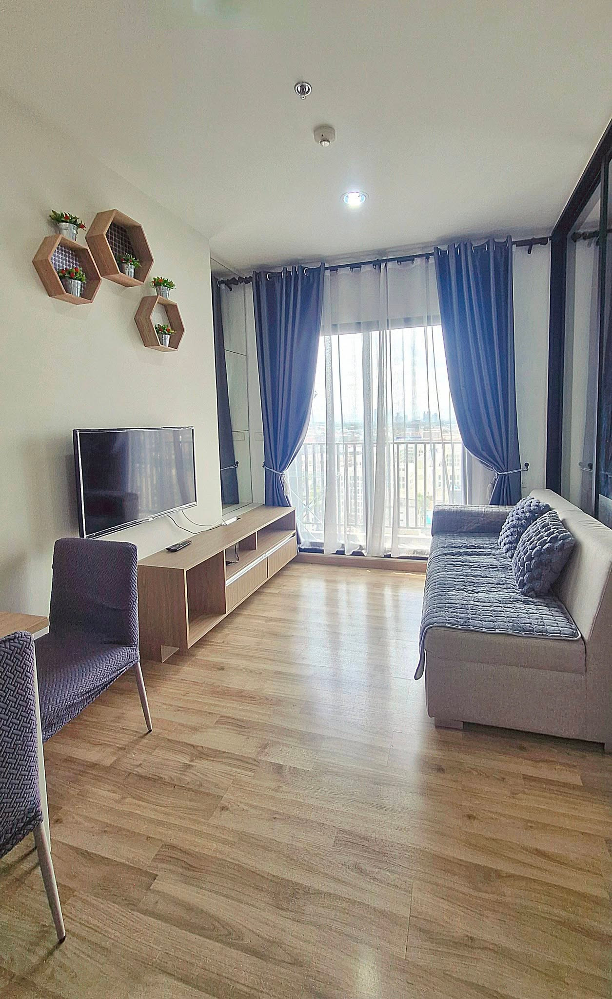 ✨🏢 ( NICHE MONO Sukhumvit-Bearing ) 📍ติดถนนใหญ่ สุขุมวิท 70 ใกล้ BTS แบริ่ง 200 ม. ระยะเดินได้เลย โครงการหรู ส่วนกลางอลัง