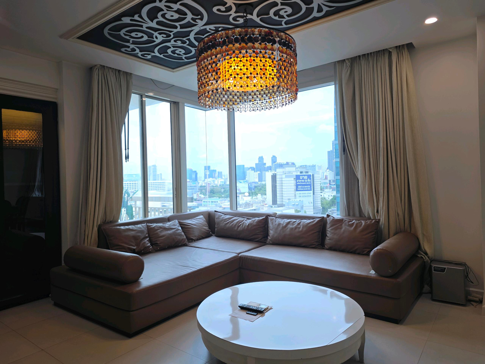 Manhatton chidlom 3 bed plus maid's room – รูปที่ 2