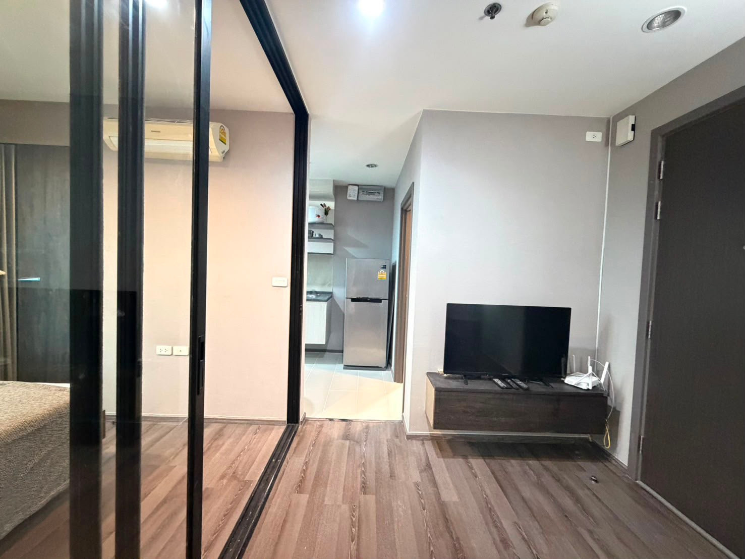 RENT 14,000 baht 1 bed : The Base Park West 37FL. – รูปที่ 4