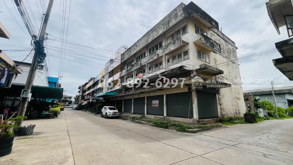 ด่วน!! ขายตึกแถว 3.5 ชั้น ซอยเพชรเกษม 75 หนองแขม-ภาษีเจริญ มี 4 คูหา พื้นที่รวม 95 ตารางวา ทำเลทอง ราคาสุดคุ้มเพียง 12 ล้านบาทเท่านั้น! (ราคานี้ คุ้มค่าที่สุดเมื่อเทียบกับทำเลโดยรอบ) – รูปที่ 3