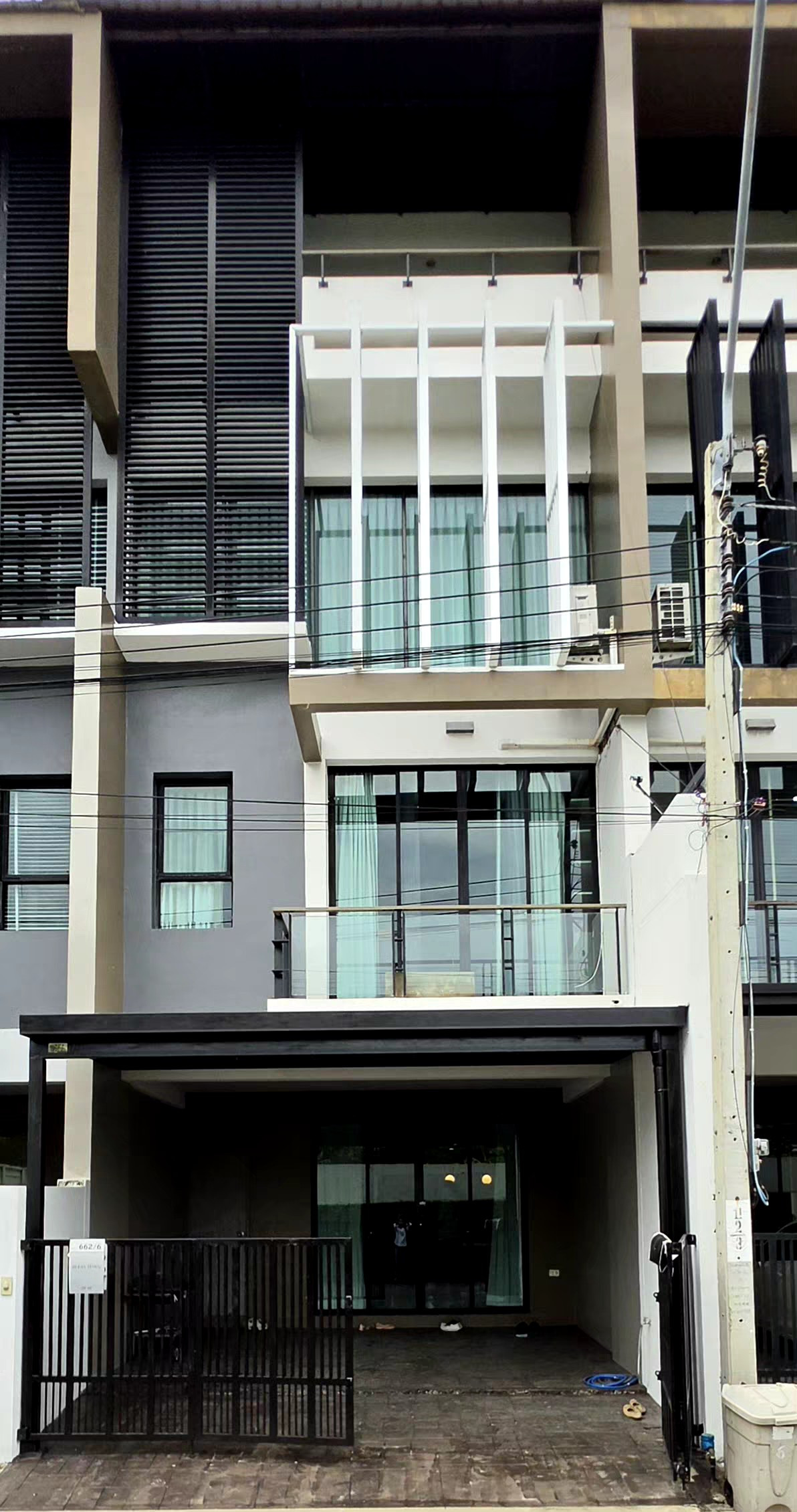 ให้เช่า Bless Town Sukhumvit 50 | ทาวน์โฮม 3.5 ชั้น 3 ห้องนอน Fully Furnished ใกล้ BTS อ่อนนุช