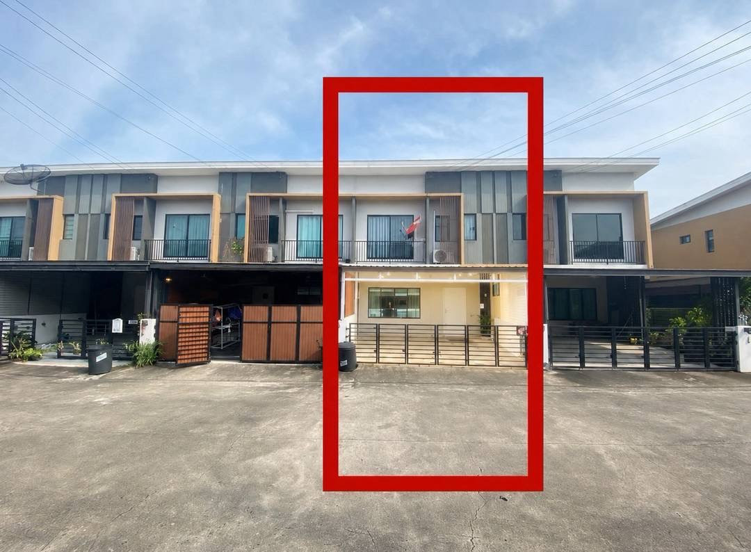 Townhouse for rent, The Connect, Phatthanakan 38, pets allowed, if interested contact 082-3223695. Townhouse for rent, The Connect, Phatthanakan 38, pets allowed, if interested contact 082-3223695.