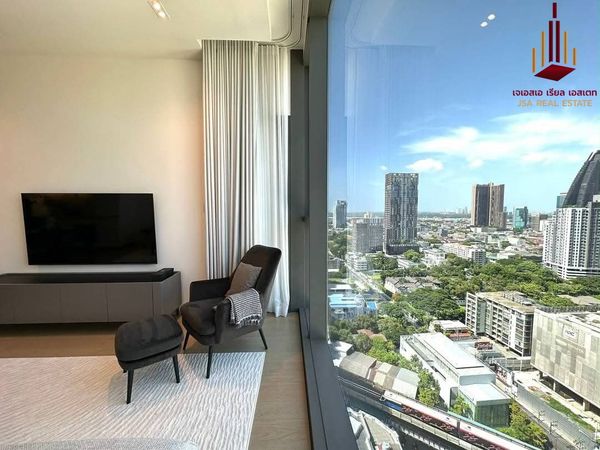 ✨ For sale The Strand Thonglor ✨ 💰 Price 20,000,000 baht