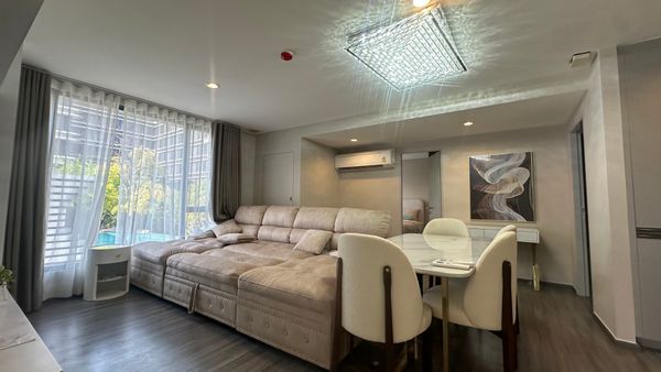 Ideo Mobi Sukhumvit 40, 3 bedrooms, large room, special price only 10 million baht, ready to move in.