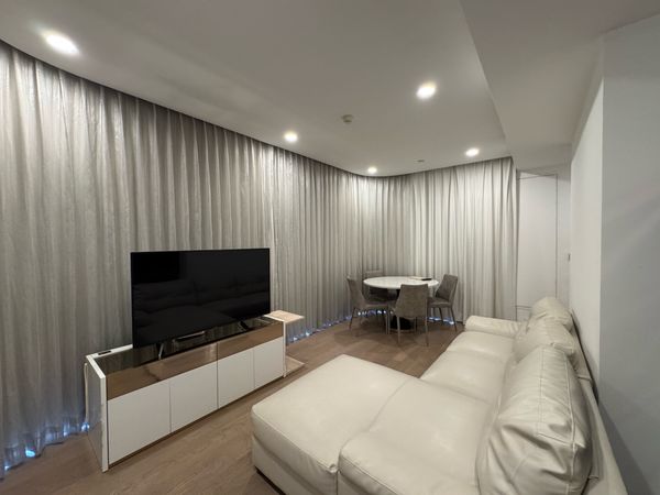 For Rent 2 Bedroom Ashton Chula price 55,000 baht contact 0869017364/id : @198dtnoo