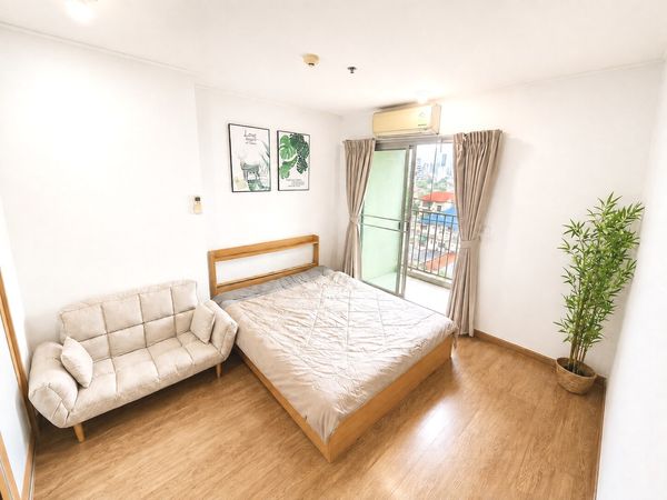 Condo for sale U Delight Jatujak Station near BTS Mo Chit and MRT Chatuchak Park.