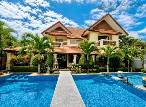 Luxury Private Pool Villa for Rent at View Talay Villas, Jomtien