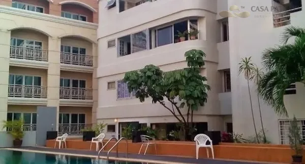 URGENT! Condo for sale at Pattaya Beach Condo, prime location in Central Pattaya.