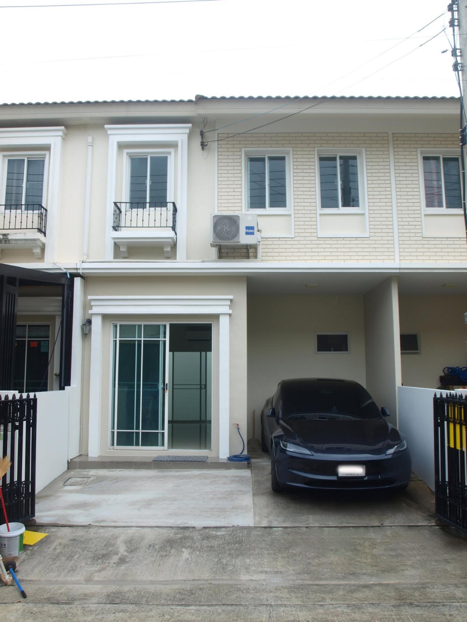 For Sale Townhouse/Townhome , Pruksa Ville 113 Tiwanon - Rangsit , Ban Klang , Mueang Pathum Thani , Pathum Thani , CX-176769 For Sale Townhouse/Townhome , Pruksa Ville 113 Tiwanon - Rangsit , Ban Klang , Mueang Pathum Thani , Pathum Thani , CX-176769