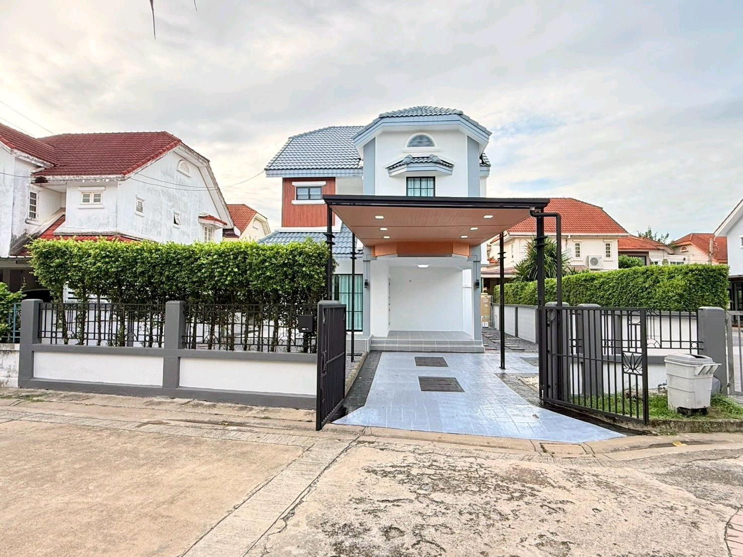 💫ขาย บ้านเดี่ยว พาร์คเวย์โฮม สะพานสูง💫 🏡บ้านเดี่ยว 2 ชั้น ซอยมีสทีน ตกแต่งใหม่พร้อมอยู่ มีพื้นที่รอบบ้าน ทำเลรามคำแหง-สะพานสูง  ✨บ้านเดี่ยวตกแต่งใหม่ พร้อมเข้าอยู่ ✨มีพื้นที่รอบบ้าน ใช้งานได้หลากหลาย ✨ทำเลซอยมีสทีน ใกล้รามคำแหง 150 ✨เดินทางสะดวก เชื่อม – รูปที่ 2