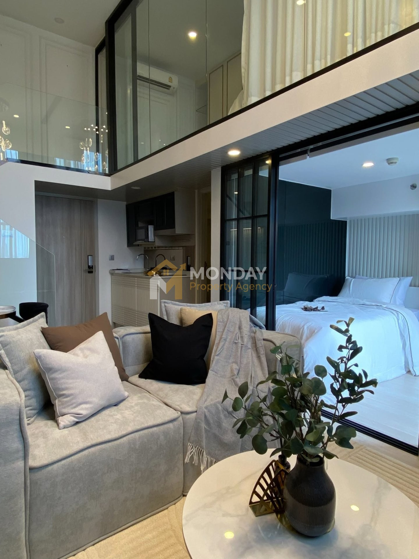 🔥 Duplex แต่งสวยสุดปัง! ราคาดีมาก รีบด่วน ทำเลสาทร 🏢✨ 2 Bedroom 1 Bathroom 35,000/เดือน 📞 Call: 092-461-6989 – รูปที่ 4