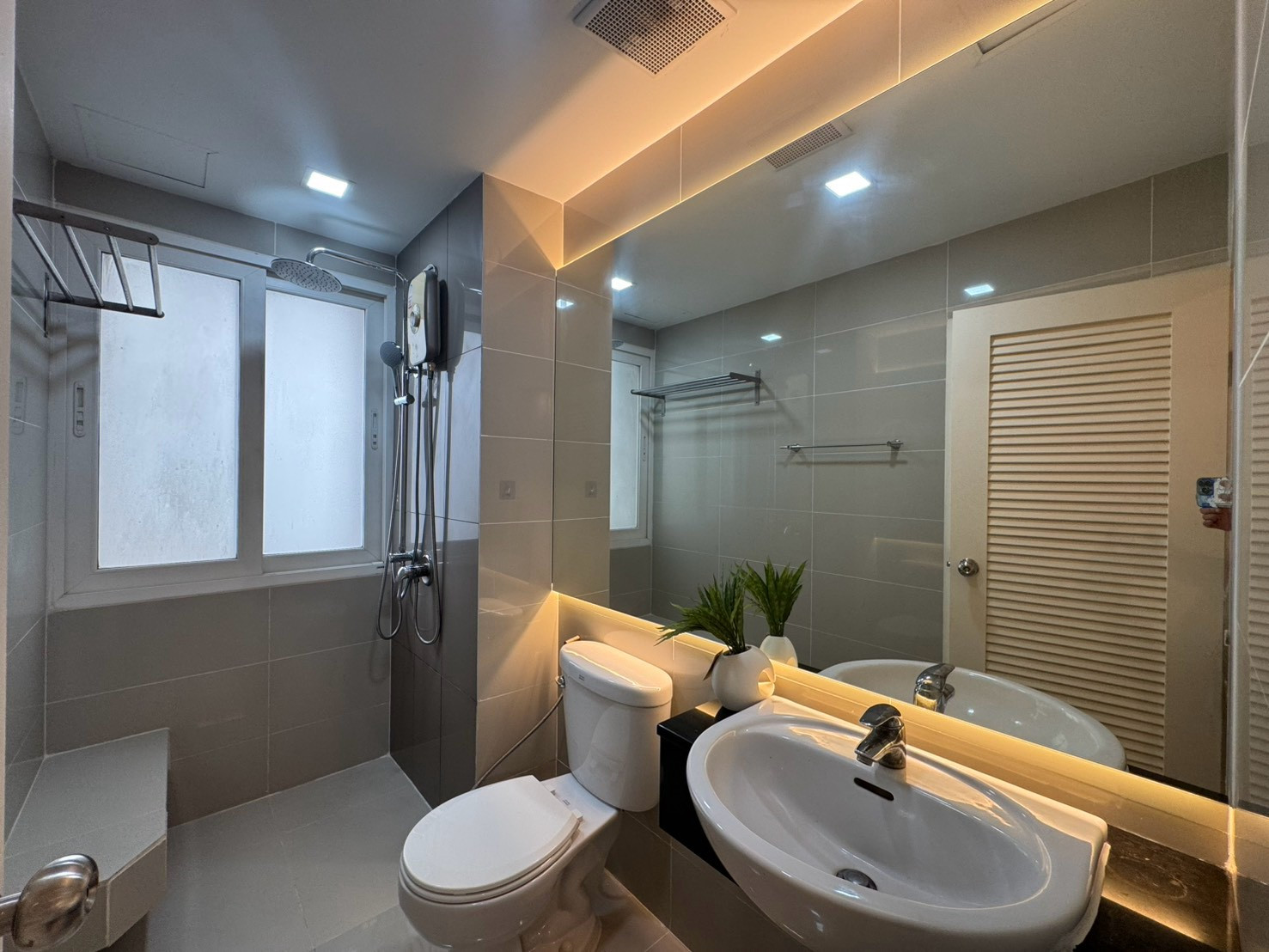 ให้เช่า Airlink Residence อาคาร 2 ชั้น 2 ห้องสวย 40 ตรม 2นอน 1น้ำ ของใหม่ยกชุด 14,500 บาท/เดือน – รูปที่ 3