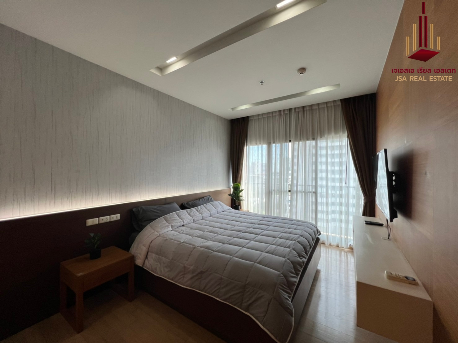 ✨ For Sale: Noble Refine Condo ✨ 💰 Only 9,190,000 THB