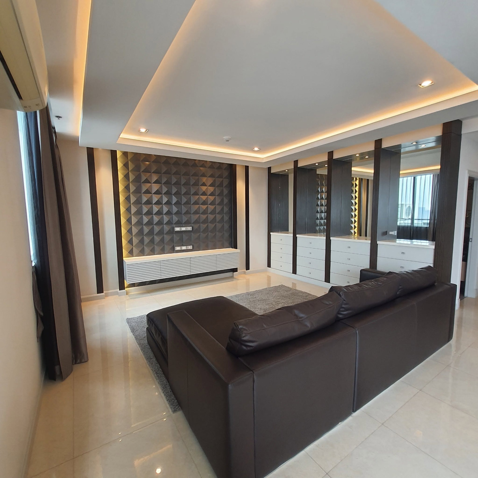 The Four Wings Residence Srinakarin for rent 300 sqm 3 beds 4 baths 130,000 per month   – รูปที่ 2