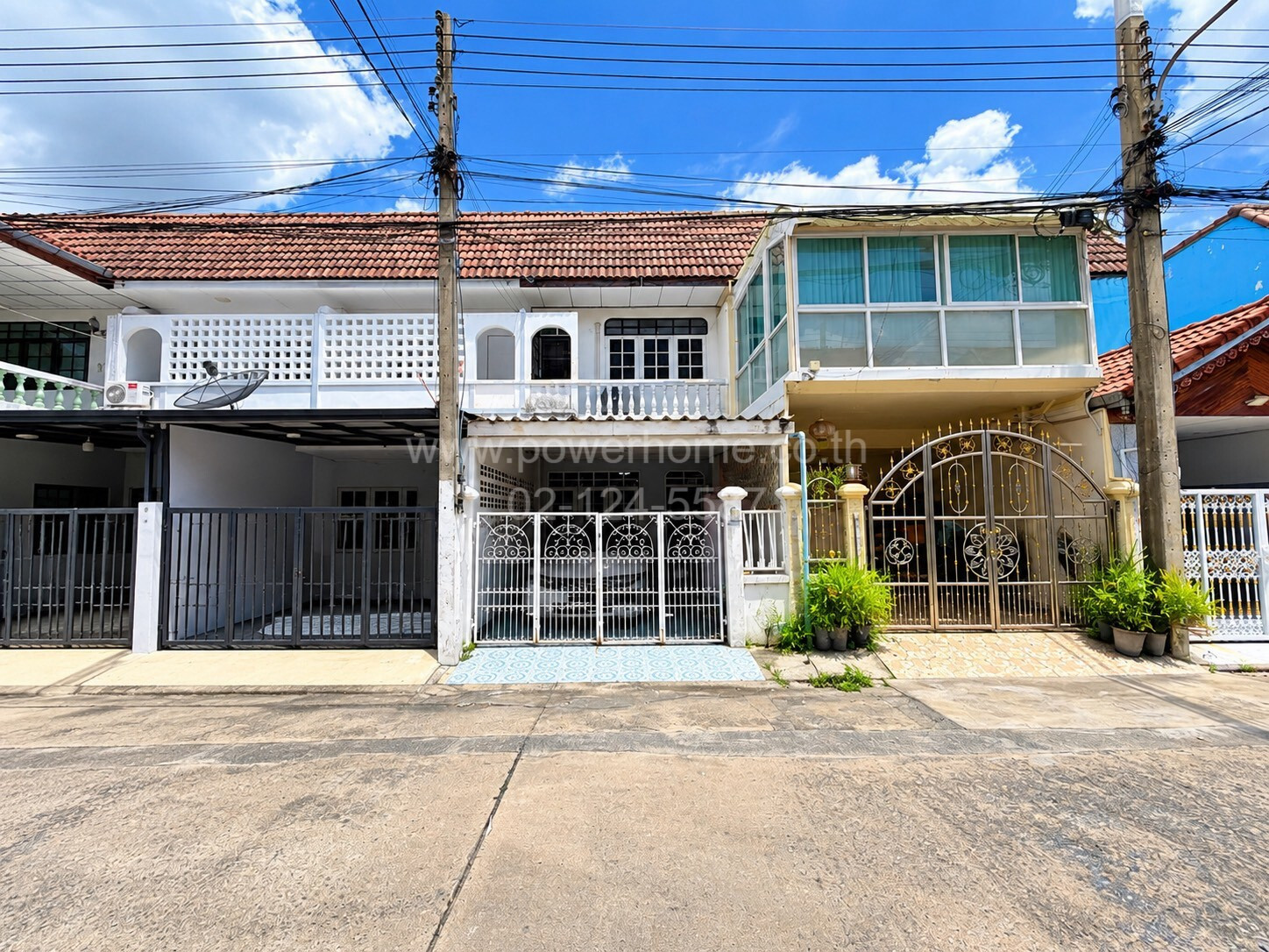 ทาวน์เฮ้าส์ 2ชั้น หมู่บ้านรัตนชัยวิลล่า 3 ทำเลดี ใกล้ตลาดสายสัมพันธ์