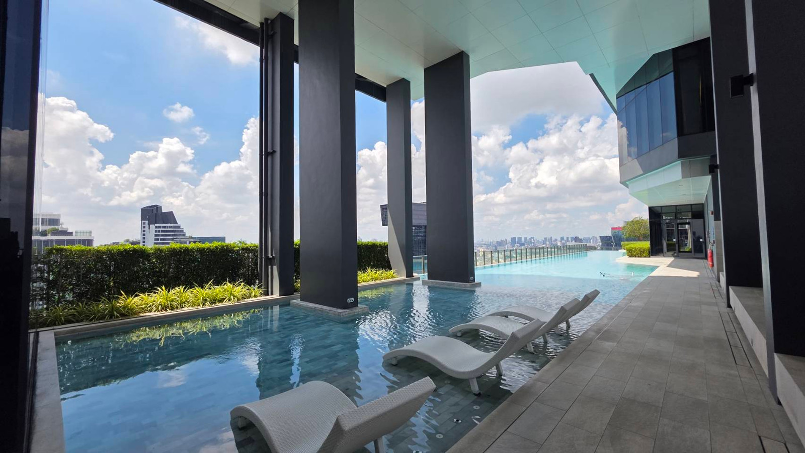 IDEO Rama 9 - Asoke, 2 bedrooms, 2 bathrooms, 72.13 sq m., 10th floor, city view. IDEO Rama 9 - Asoke, 2 bedrooms, 2 bathrooms, 72.13 sq m., 10th floor, city view.