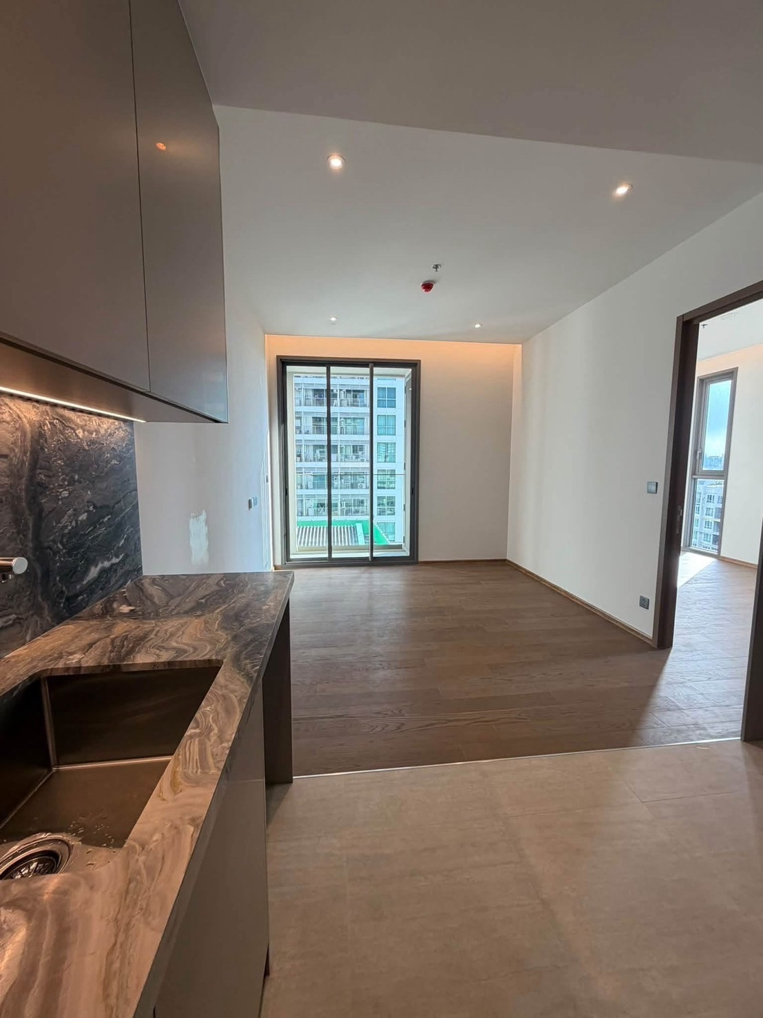 Selling down payment VIA ARI bts Ari | Pet Friendly Contact 063-642-5995 (Khun Panpan) Selling down payment VIA ARI bts Ari | Pet Friendly Contact 063-642-5995 (Khun Panpan)