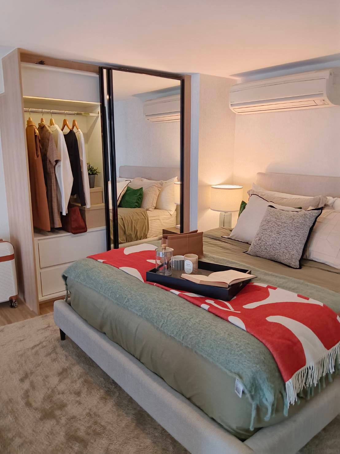 For Sell‼️ 2-story condo, 2 bedrooms, ready to move in. In the heart of Sukhumvit city, next to BTS On Nut 📍Siamese Sukhumvit 48 For Sell‼️ 2-story condo, 2 bedrooms, ready to move in. In the heart of Sukhumvit city, next to BTS On Nut 📍Siamese Sukhumvit 48
