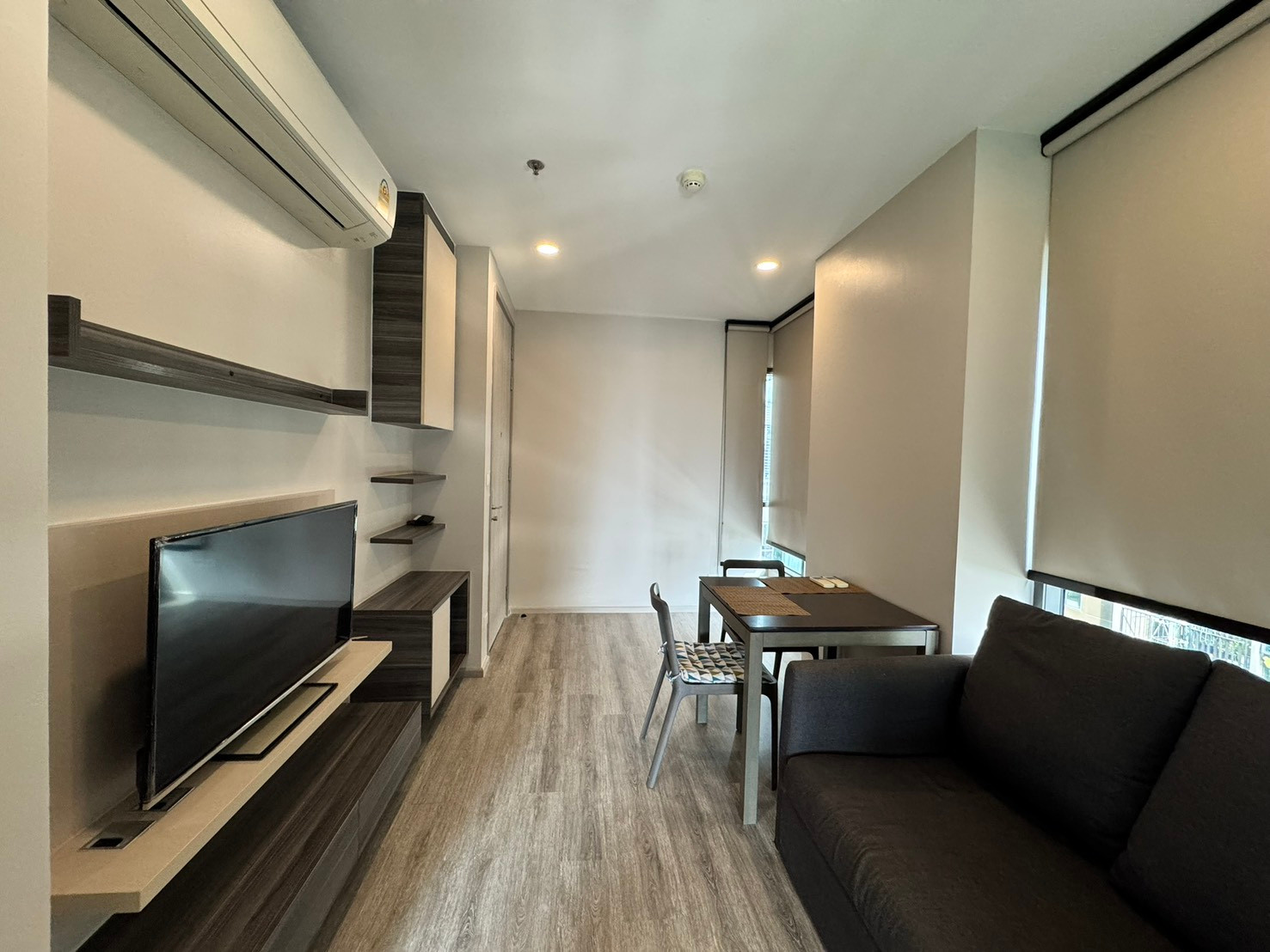 🔥 แรร์ไอเทม หายาก! ห้องมุม กระจกรอบห้อง แสงสวยสุดๆ ใจกลางอารีย์ 🏢✨ (Centric Ari Station) 18,000 บาท/เดือน (ราคาดีมาก!) 📞 Call: 092-461-6989 – รูปที่ 3