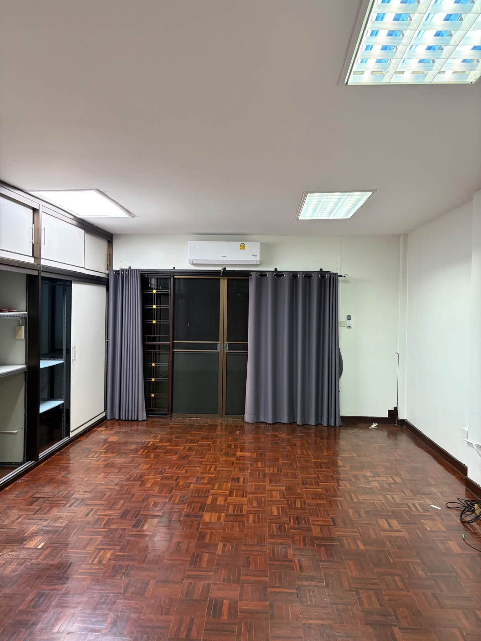 Home Office for rent, 3 floors, 5 levels | Sukhumvit 93, On Nut–Bang Chak location | Company registration possible – รูปที่ 2