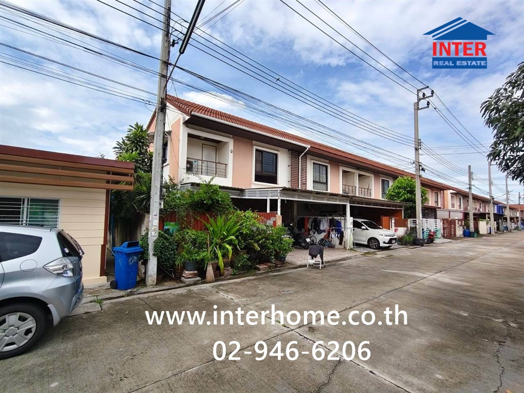ทาวน์เฮ้าส์ 2 ชั้น 54.5 ตร.ว. หมู่บ้านออมธนา ชัยพฤกษ์-วงแหวน ซอยวัดคลองตาคล้าย ถนนบางกรวย-ไทรน้อย ถนนบ้านกล้วย-ไทรน้อย ไทรน้อย นนทบุรี 