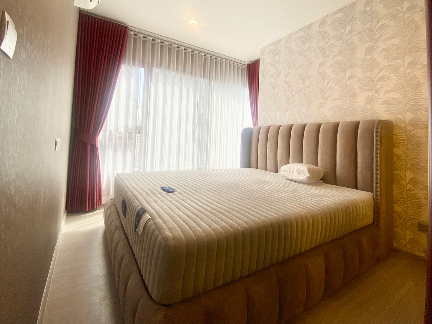 PFD-09215 Condo for rent Life Asoke Hype : Elegantly Furnished in Luxury Hotel Style. PFD-09215 Condo for rent Life Asoke Hype : Elegantly Furnished in Luxury Hotel Style.