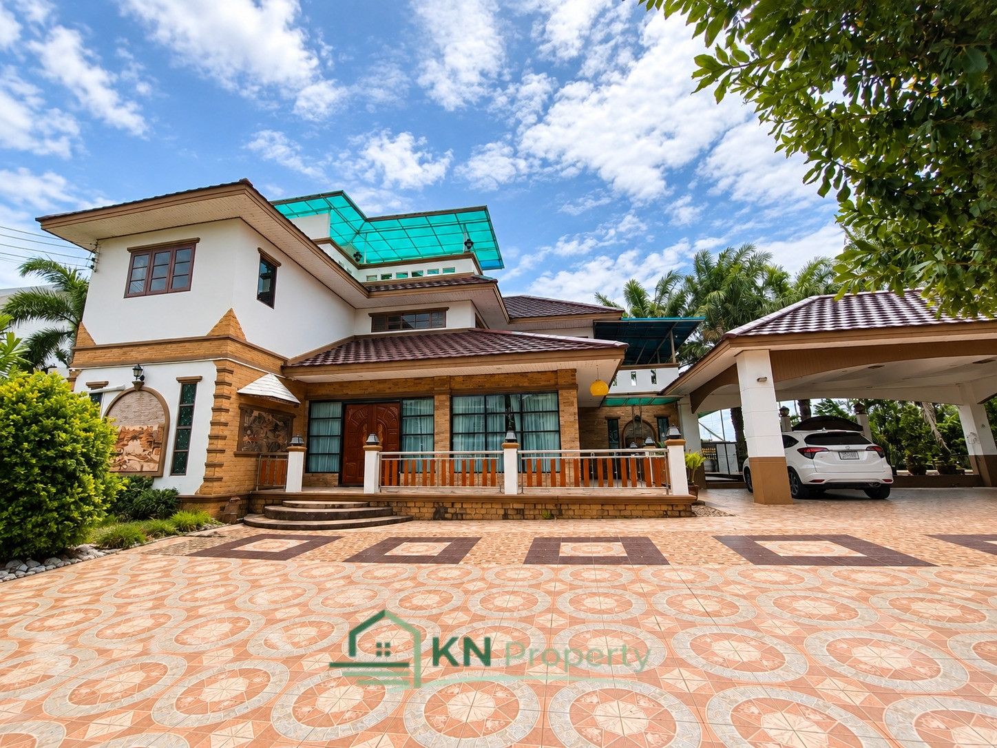Pool Villa หลังใหญ่ 3 ชั้น ที่ดิน 206 ตร.ว. พร้อมสระว่ายน้ำส่วนตัว Jasmine Grand Ville ซอยบางละมุง 18 ใกล้ถนนสุขุมวิท บางละมุง พัทยา 
