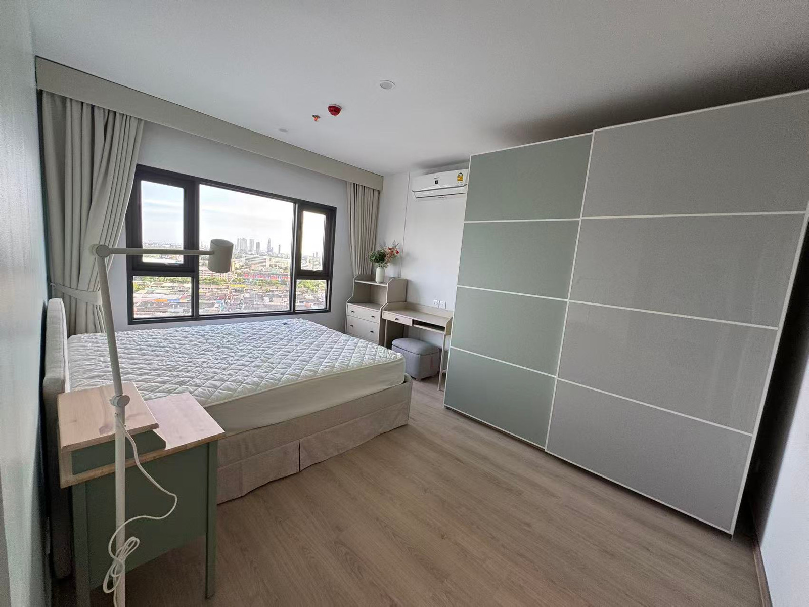 Life Rama 4 - Asoke | 16th Floor South-Facing River View 2BR Unit (Available Oct 23) Life Rama 4 - Asoke | 16th Floor South-Facing River View 2BR Unit (Available Oct 23)