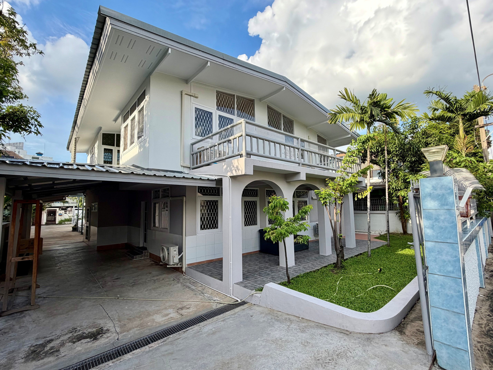 🔥🔥32401🔥🔥ให้เช่าบ้านหลังใหญ่พร้อมสนามกว้าง เหมาะสำหรับอยู่อาศัยหรือ Home Office🌐𝐋𝐈𝐍𝐄 𝐈𝐃 : @𝐟𝐚𝐬𝐭𝐟𝐨𝐫𝐫𝐞𝐧𝐭𝐜𝐨𝐧𝐝𝐨   – รูปที่ 2