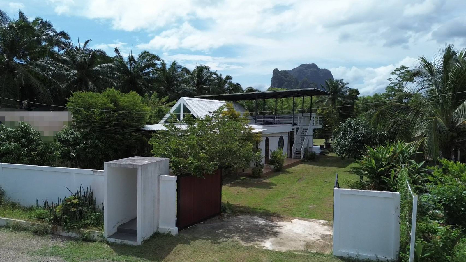 Land for sale with building, 1-2-15 sq m, Ban Khao Thiam Pa, Krabi Province, potential location near Ban Khao Thiam Pa School. Land for sale with building, 1-2-15 sq m, Ban Khao Thiam Pa, Krabi Province, potential location near Ban Khao Thiam Pa School.
