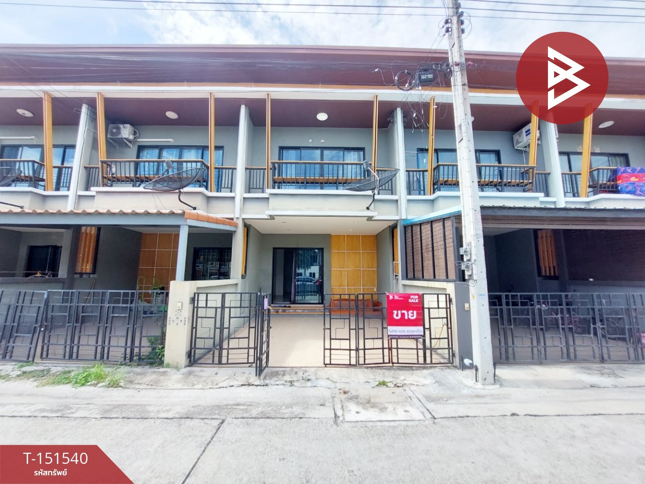 Townhouse for sale Siam Iyara Resort Village, Chonburi