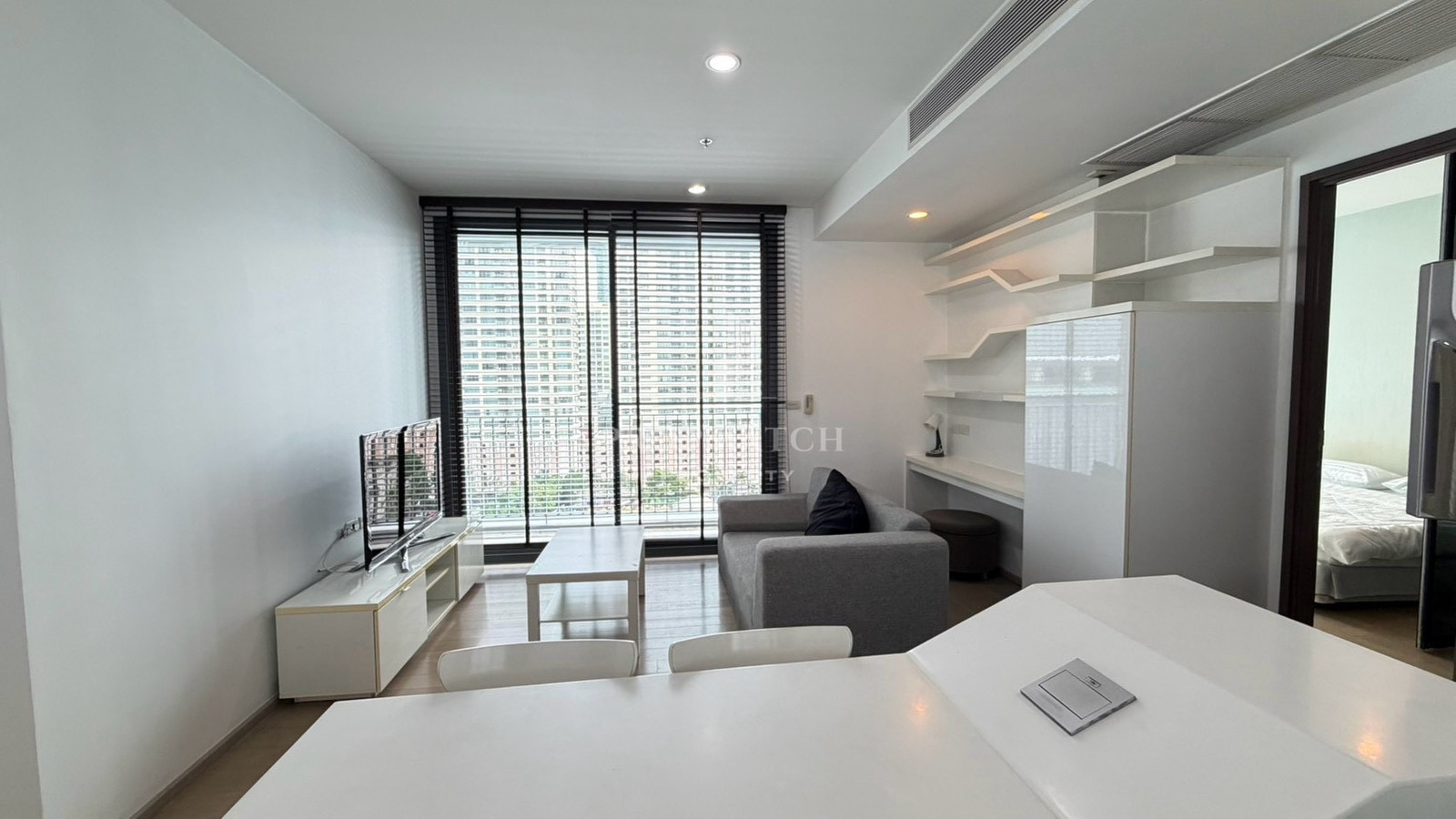 ✨Flash Deal ✨PYNE By Sansiri (1Bed 1Bath 46.5SQM.) ready to move in! Only 30,000 baht per month Tel.0981315848@propmatch