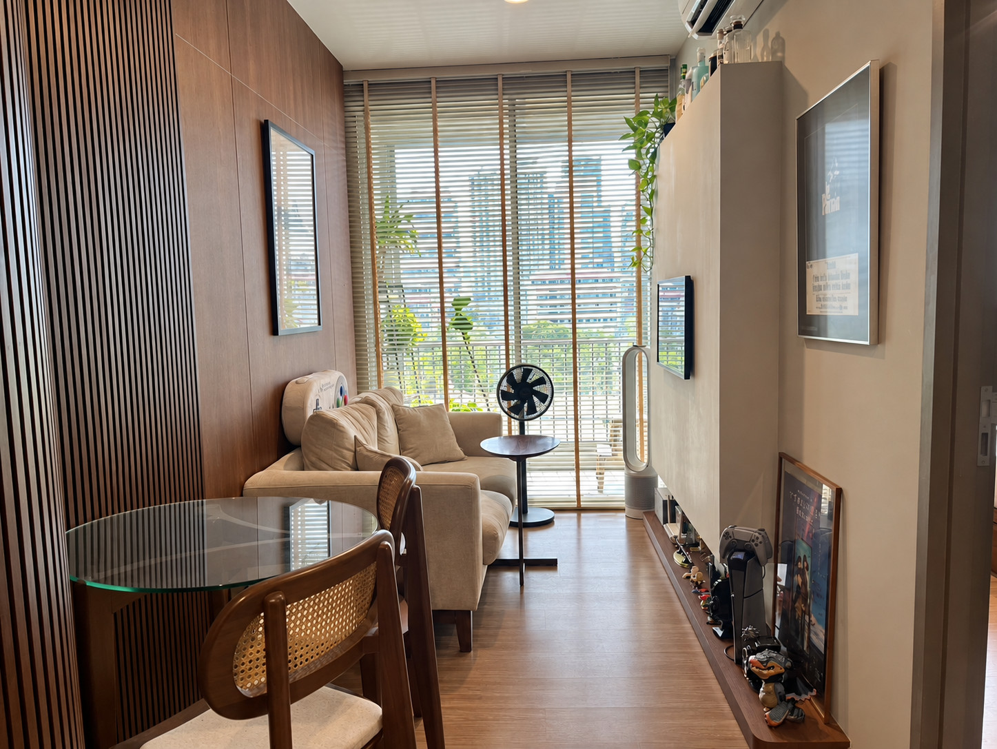 Rare Top Floor! Q Prasarnmit 1BR ใจกลางสุขุมวิท–อโศก ใกล้ MRT Rare Top Floor! Q Prasarnmit 1BR ใจกลางสุขุมวิท–อโศก ใกล้ MRT
