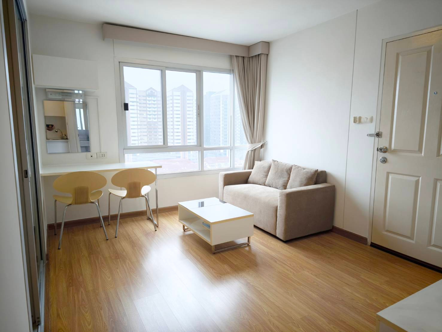 ขายคอนโด The Trust Residence Ratchada-Rama 3 ชั้น 14 ห้องมุม ส่วนตัวและวิวสวยมาก ขายคอนโด The Trust Residence Ratchada-Rama 3 ชั้น 14 ห้องมุม ส่วนตัวและวิวสวยมาก